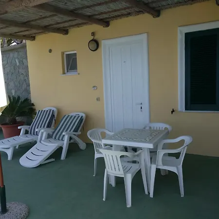 アパートホテル Giardino Del Sole 2*